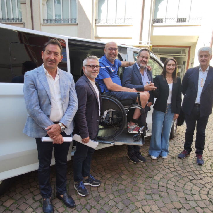 Un furgone per sportivi con disabilità: l’impegno del Comune di Alessandria per le società Volare e Frecce Bianche