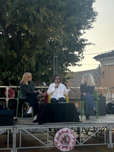 Successo per “La Piazza di Pecetto”: la nuova agorà della cultura tra libri, musica e dialetto
