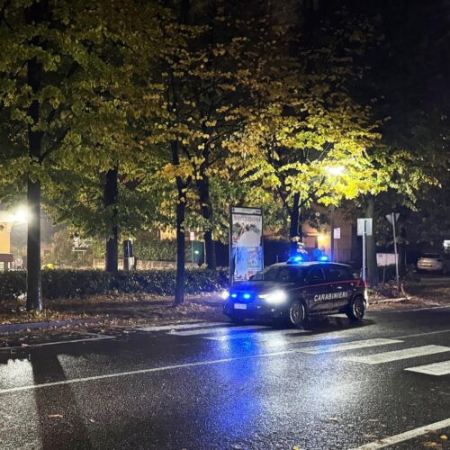 Investe pedone e non si ferma per soccorrerlo