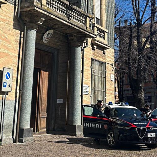 Controlli a Tortona: 2 automobilisti sotto l’effetto di droghe e 6 denunciati per armi improprie
