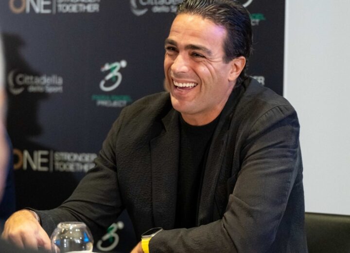Padel, Matri a Tortona per l’evento benefico con tanti ex calciatori: “Io mi diverto sempre, anche se perdo”