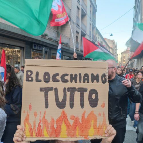Le voci e i canti per Gaza e per la Flotilla ad Alessandria prima e dopo gli scontri in stazione