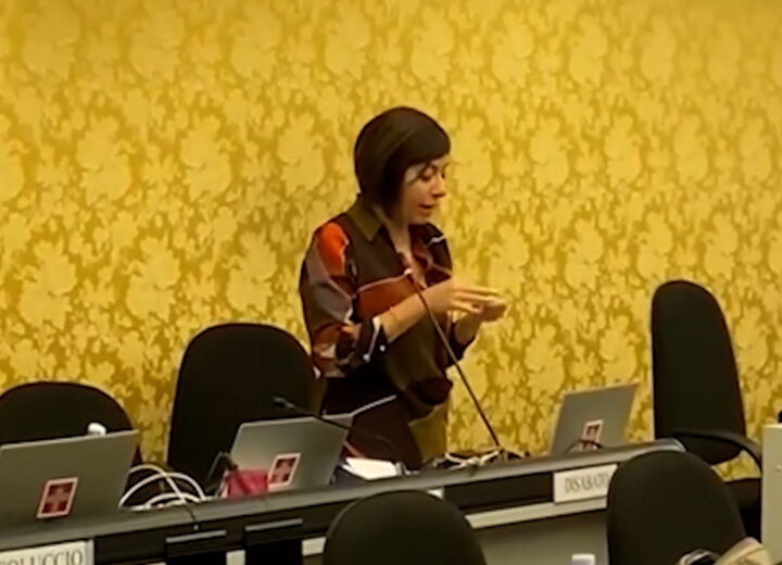 Cannabis light in consiglio regionale per difendere il settore della canapa legale: il gesto di Disabato (M5s)