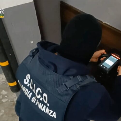 Droga dal Sud America alle piazze lombarde. Smantellata rete della ’ndrangheta. Perquisizioni anche a Pavia