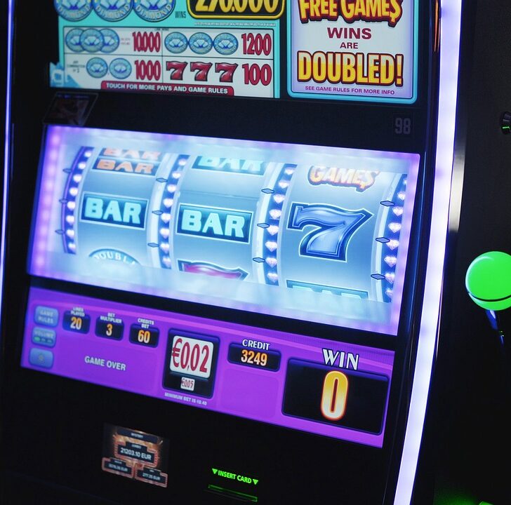Minorenni in una sala giochi con videolottery a Voghera: locale chiuso dalla Questura per cinque giorni