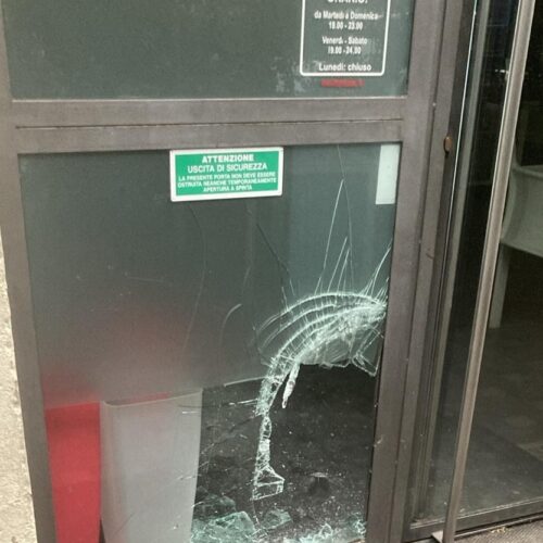 Nuova spaccata alla pizzeria Kuuk di Alessandria: secondo furto in meno di un mese