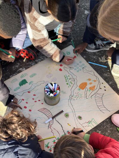 A lezione nella natura: all’orto didattico della scuola Morbelli laboratori sull’acqua per 200 bambini