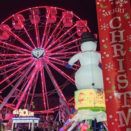 Luminarie, giochi di luce e colori: il Natale ad Alessandria [FOTO]