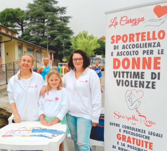 “La Carezza” che fa bene: a Ovada il centro di assistenza domiciliare che porta professionalità e umanità nelle case