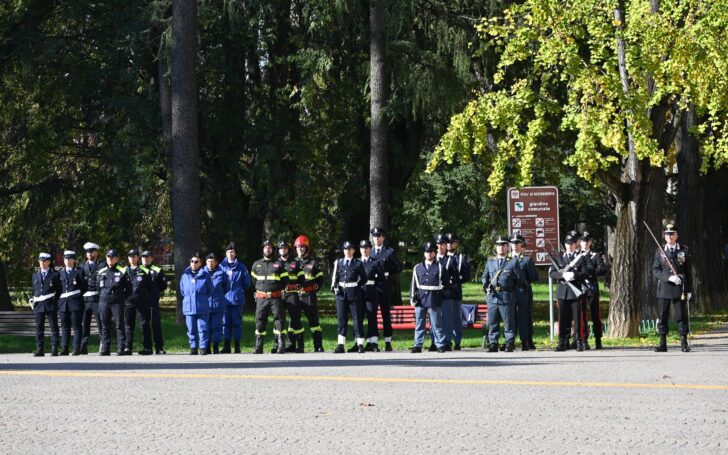 “Il Tricolore è tutto”: alla cerimonia del 4 novembre l’orgoglio dei Carabinieri