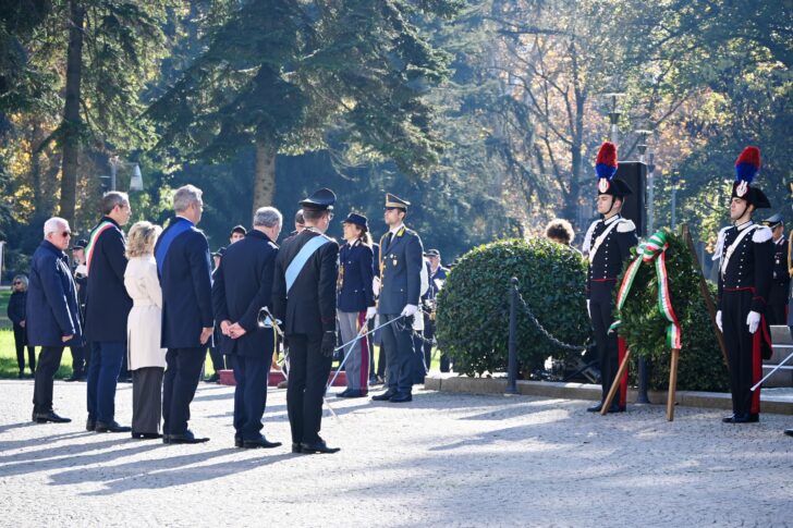 “Il Tricolore è tutto”: alla cerimonia del 4 novembre l’orgoglio dei Carabinieri