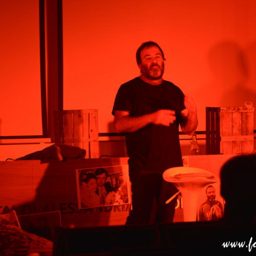 Le “Favole napoletane” de Gli Illegali sabato 21 novembre al Chiostro di Santa Maria di Castello