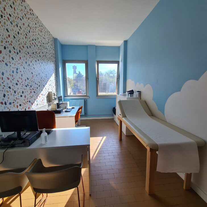 Nuovo volto per le due sale medici di oncoematologia pediatrica del San Matteo