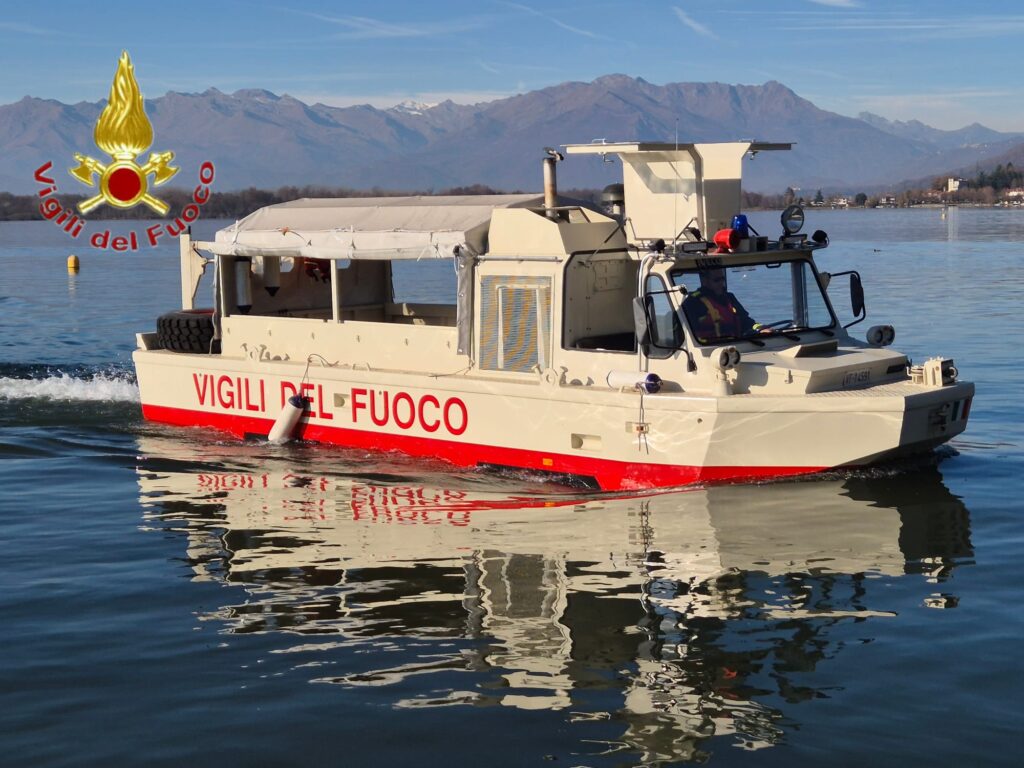 Vigili del Fuoco addestramento lago Viverone