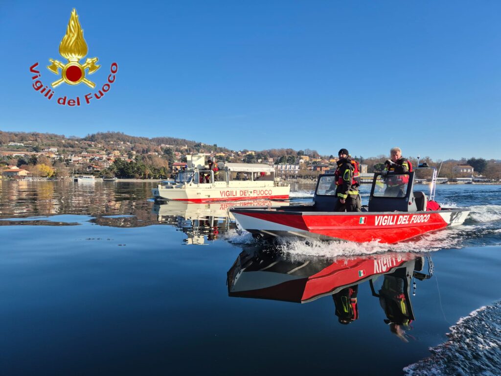 Vigili del Fuoco addestramento lago Viverone