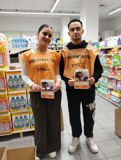 Gli studenti del Vinci–Nervi–Fermi al fianco del Banco Alimentare nella Giornata della Colletta