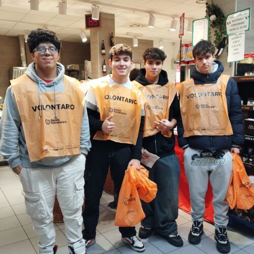 Gli studenti del Vinci–Nervi–Fermi al fianco del Banco Alimentare nella Giornata della Colletta