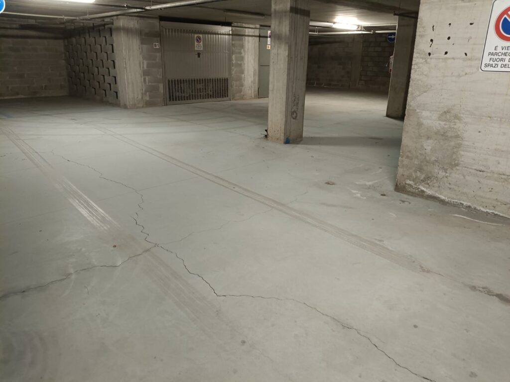 Vandali parking rovereto