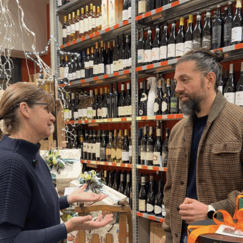 Quali vini portiamo a tavola? Lo scopriamo in enoteca con Domenico Sorrentino – È Natale…Parola di chef!