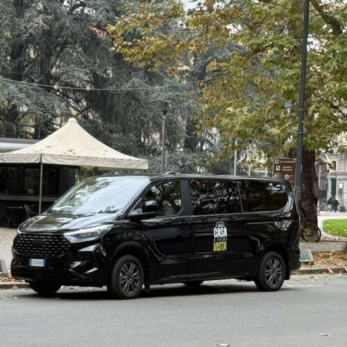 “Casa a prima vista” arriva ad Alessandria: avvistato il van del celebre programma di Real Time