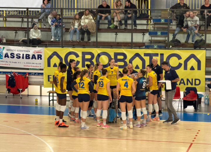 Alessandria Volley ci prova fino alla fine ma non basta: arriva la prima sconfitta stagionale contro Mondovì