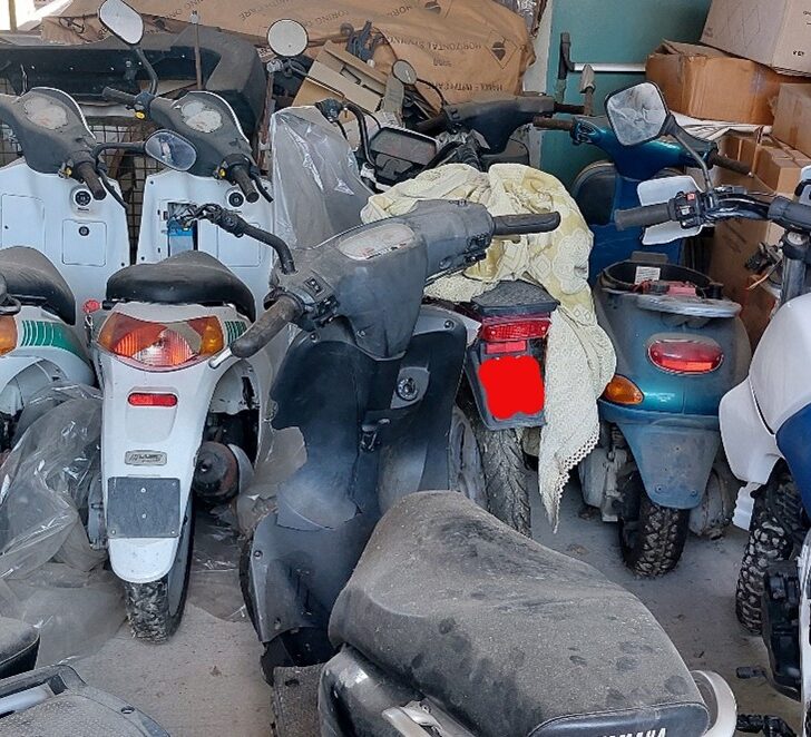 Controlli della Polizia Stradale: trovata officina completamente abusiva