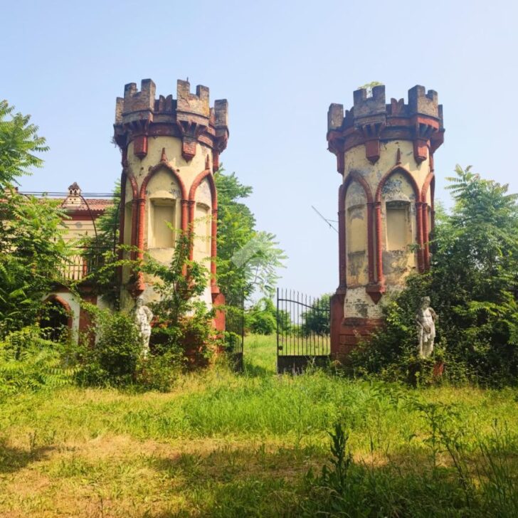 Prima villa storica poi simbolo del divertimento: l’ex Mayerling ora è in vendita