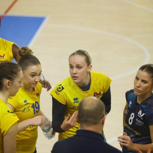 Volley, secondo ko di fila per Acrobatica Alessandria: vince Garlasco. Presidente: “Un momento difficile”