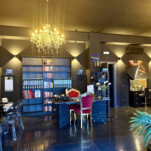 A Valenza Italian Models Agency: Management, Formazione e Tutela per il Mondo dello Spettacolo, Cinema e Moda 