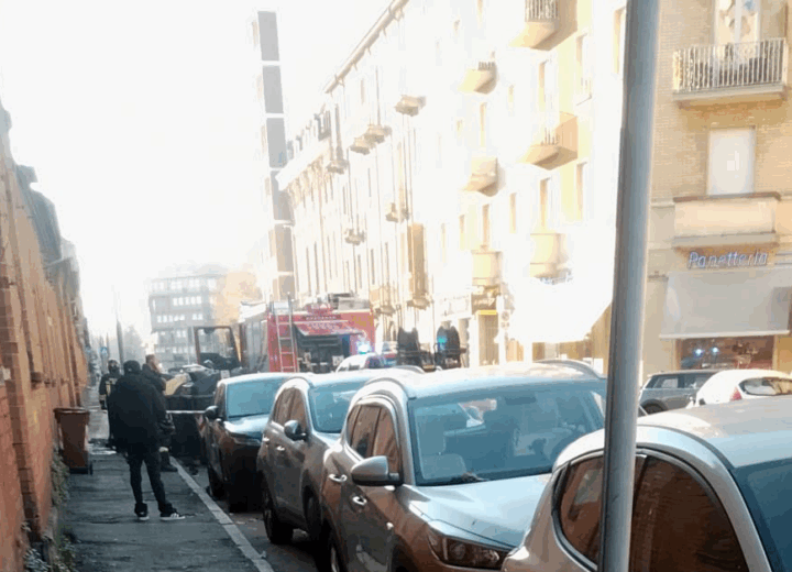 Monopattino a fuoco in corso 100 Cannoni ad Alessandria