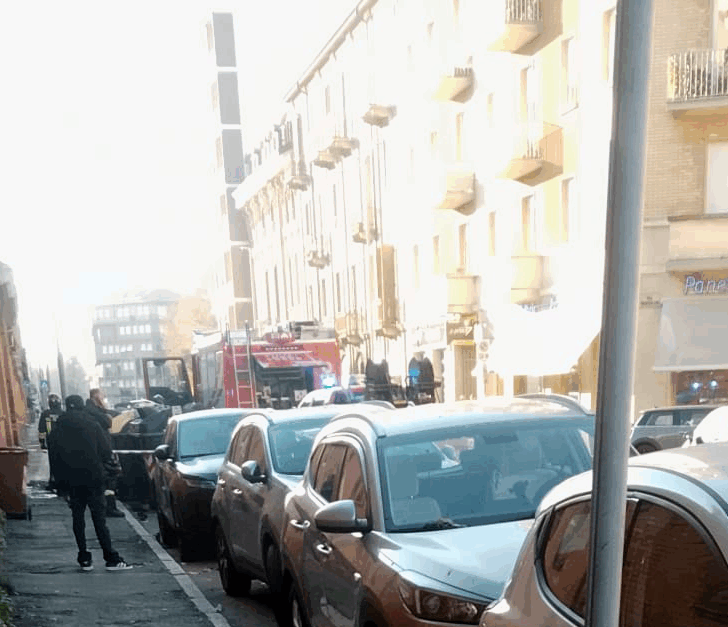 Monopattino a fuoco in corso 100 Cannoni ad Alessandria