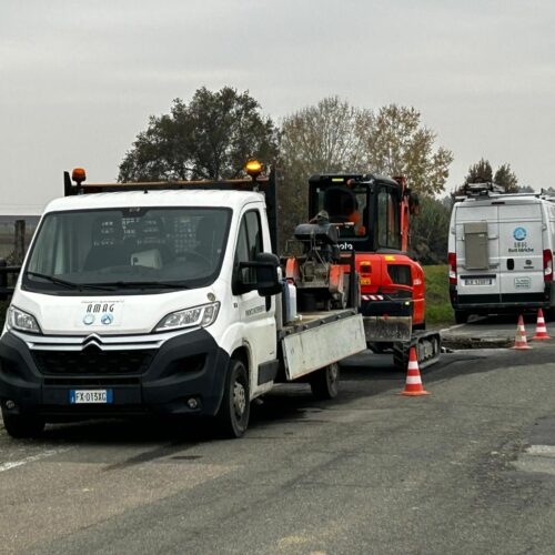 Si rompe un tubo a Valmadonna: stop acqua in diverse vie