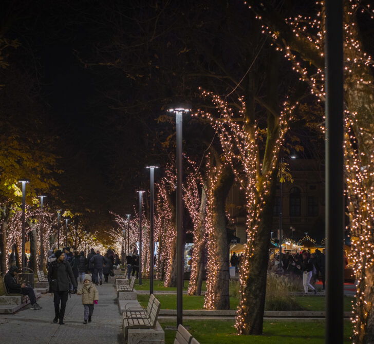 Natale a Bergamo 2025: luci, arte e tradizione trasformano la città in un grande palcoscenico delle feste