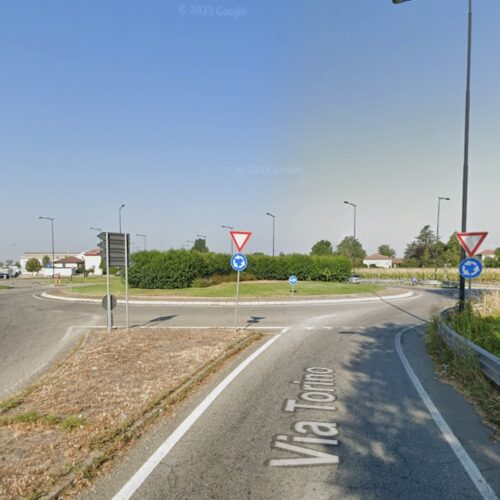 Sostituzione lampioni: giovedì senso unico alternato vicino alla rotonda del supermercato Bennet