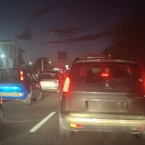 Pomeriggio di disagi lungo la Ss10. Dopo incidente verso Spinetta ora code in direzione Alessandria