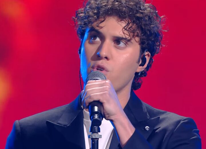 X Factor, PierC vola in semifinale: l’inedito e l’arrangiamento di Life on Mars conquistano tutti