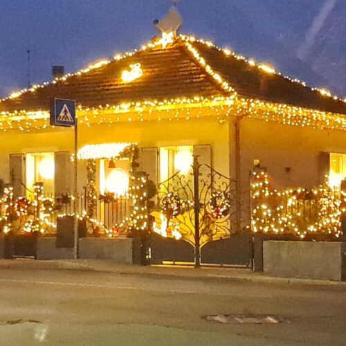 Ad Acqui Terme la “casa delle luci” torna a incantare. Quest’anno omaggio anche dai rallisti