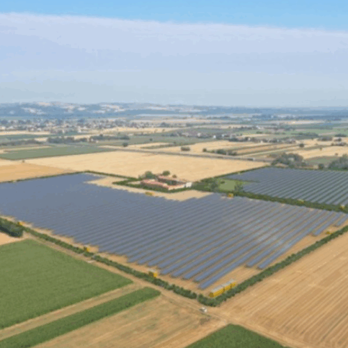 Parco fotovoltaico attorno a Cascina Valmagra: il Comitato “Salviamo le Cascine” si oppone