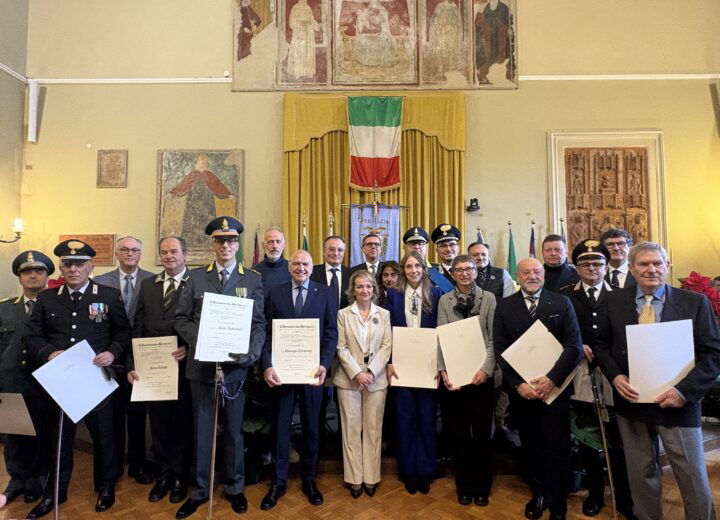 I 20 nuovi Cavalieri al Merito della Repubblica: premiati impegno, servizio e solidarietà