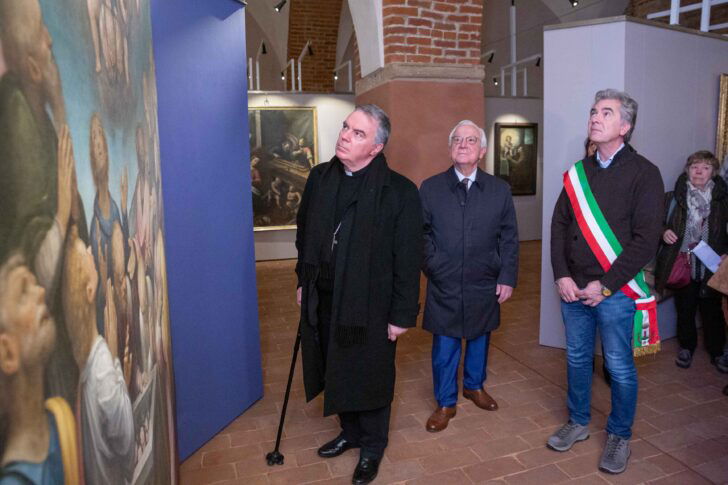 L’Assunzione della Vergine del Moncalvo rinasce dopo il restauro: la grande pala in mostra a Palatium Vetus