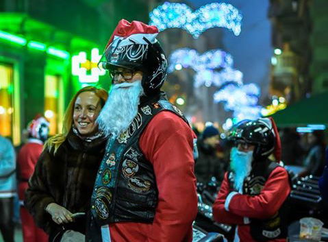 Domenica Babbi Natale in moto per l’Infantile e poi corteo in piazza della Libertà