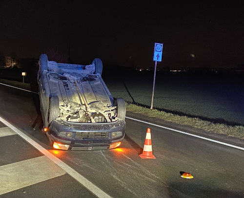 Incidente lungo la Statale 10. Auto si ribalta in direzione del bivio per Tortona