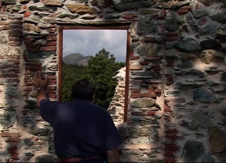 Il trailer del documentario su Don Armano: l’eccidio della Benedicta “sorgente del suo rigore morale”