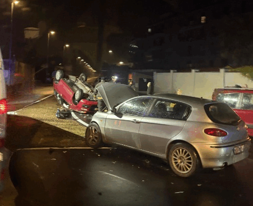 Auto ribaltata a Casale Monferrato: una persona ferita