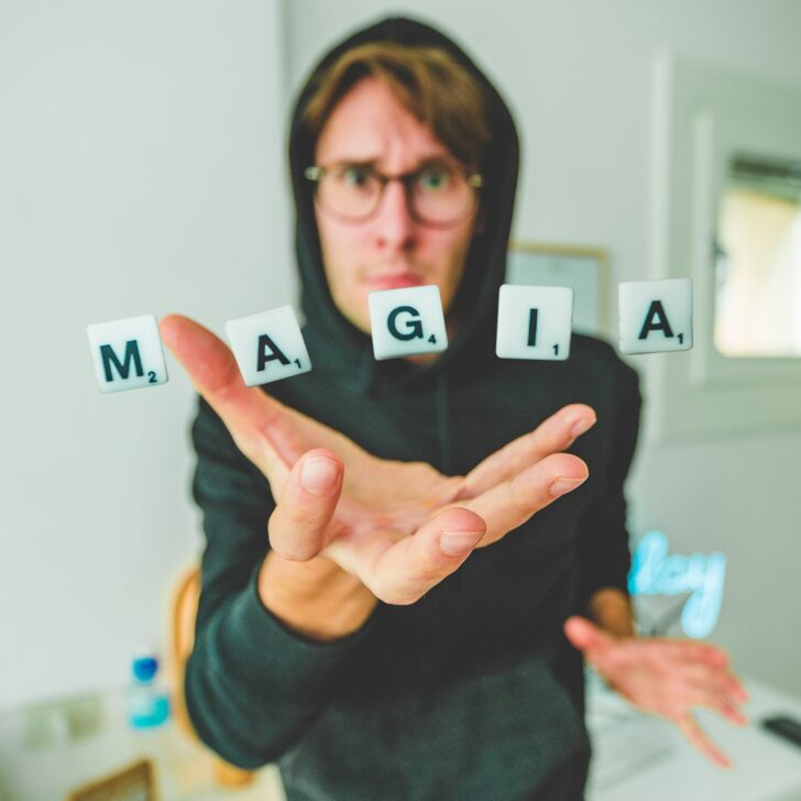 Primo dell’anno ad Alessandria tra musica, magia, ombre cinesi e disegni sulla sabbia