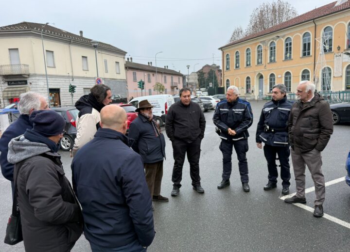 Sopralluogo al quartiere Cristo: nei prossimi mesi nuova segnaletica orizzontale e più agenti di Polizia Locale