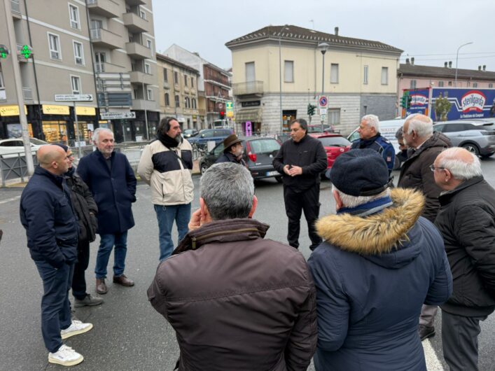 Sopralluogo al quartiere Cristo: nei prossimi mesi nuova segnaletica orizzontale e più agenti di Polizia Locale