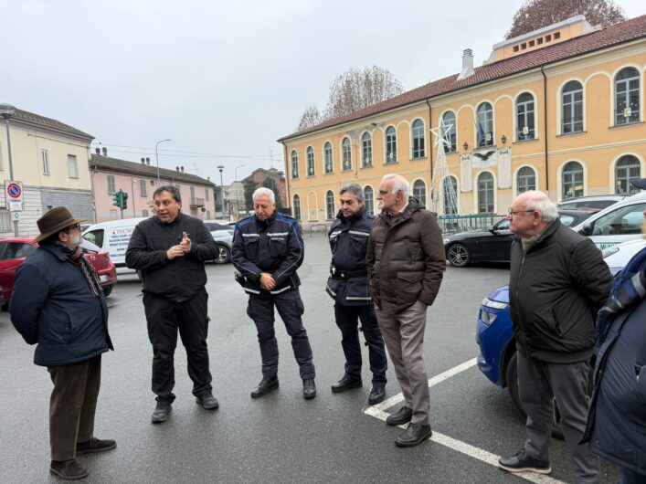 Sopralluogo al quartiere Cristo: nei prossimi mesi nuova segnaletica orizzontale e più agenti di Polizia Locale