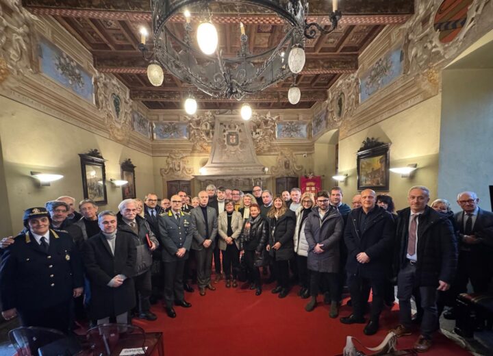 Dalla Prefettura l’invito ai sindaci pavesi: massima attenzione a sicurezza durante eventi e nei locali