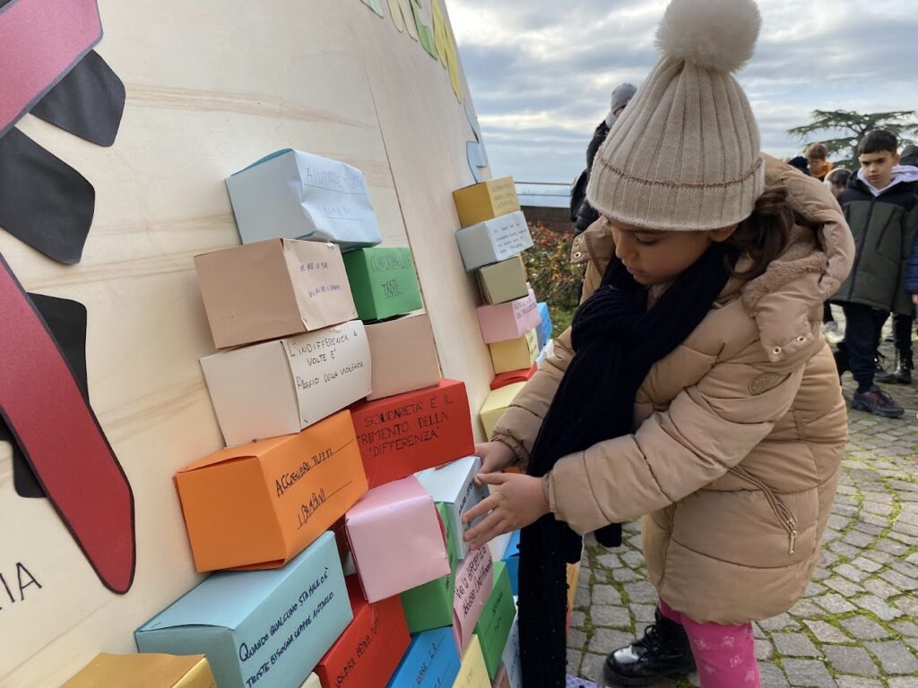 Muro contro indifferenza san giorgio monferrato